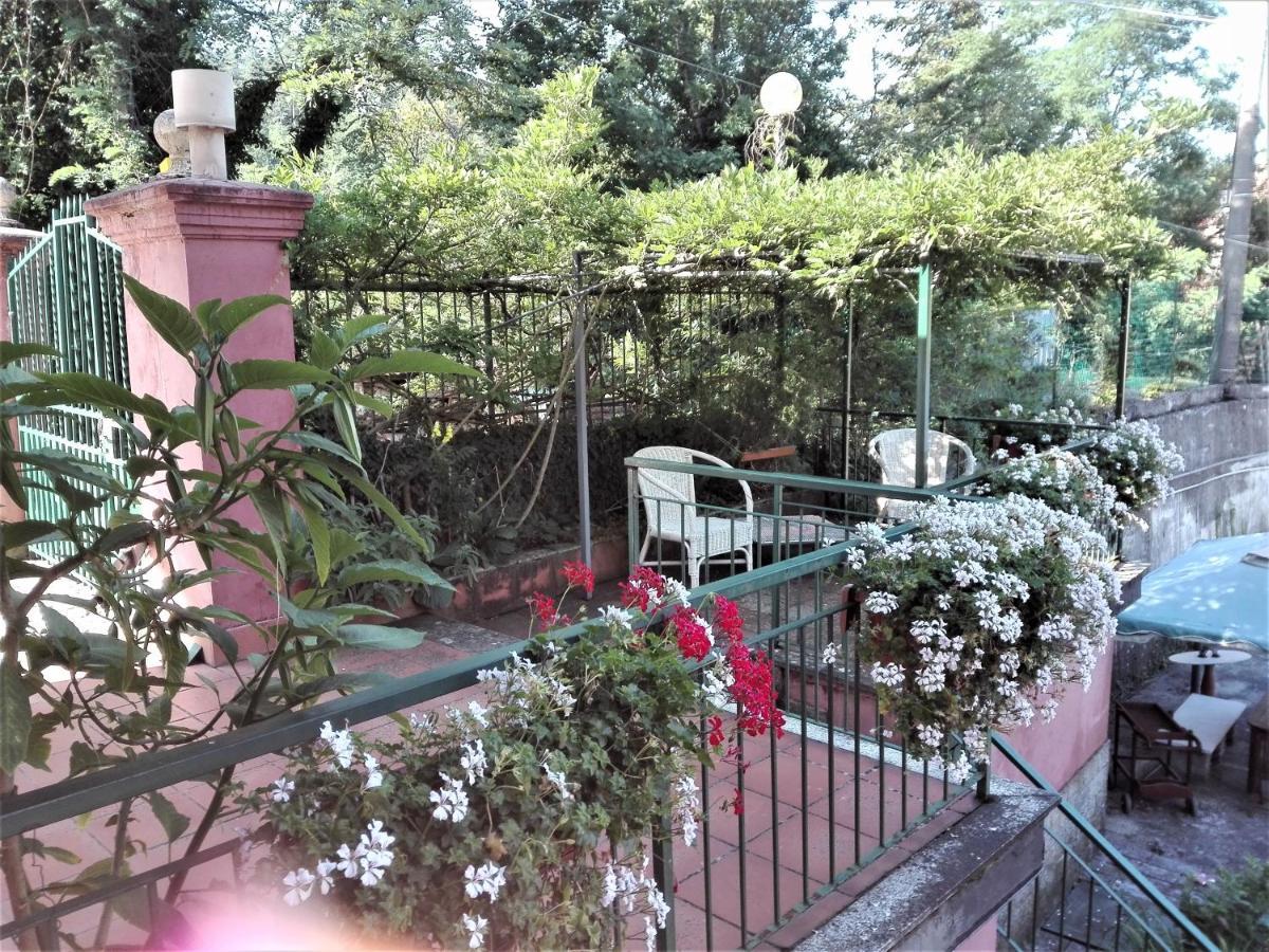 La Torretta bed & breakfast Torriglia Eksteriør bilde